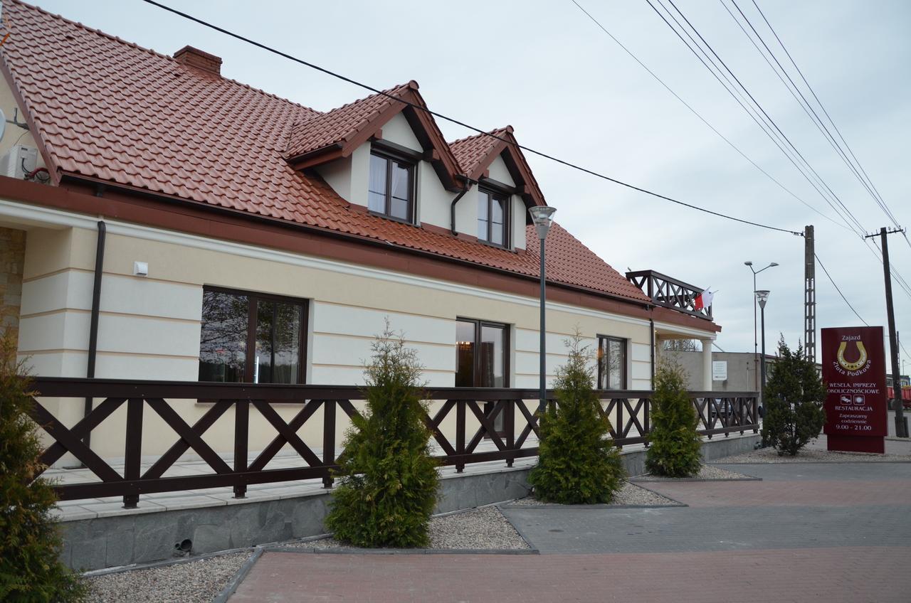 Zajazd Zlota Podkowa Wrocki Экстерьер фото